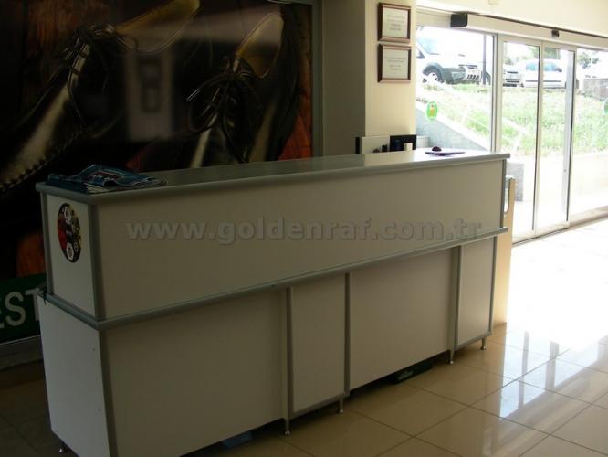 GOLDEN 3045