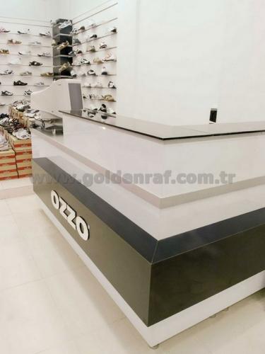 GOLDEN 3027