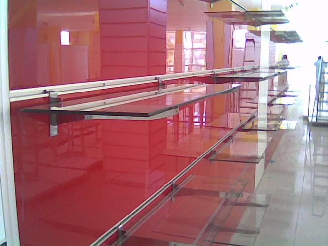 PLEKS�GLASS KANALLI PANO RAF VE KONSOLU