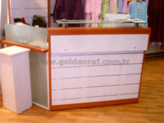 GOLDEN 3029